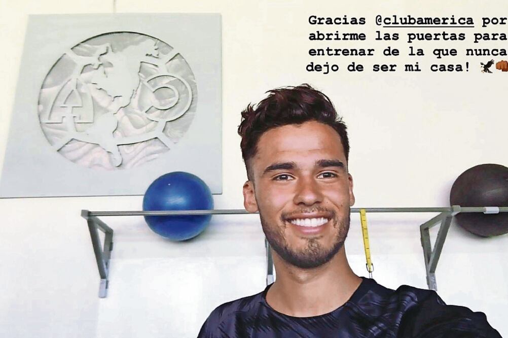 El jugador terminó su contrato con el Porto y podría ir a Francia (TWITTER)