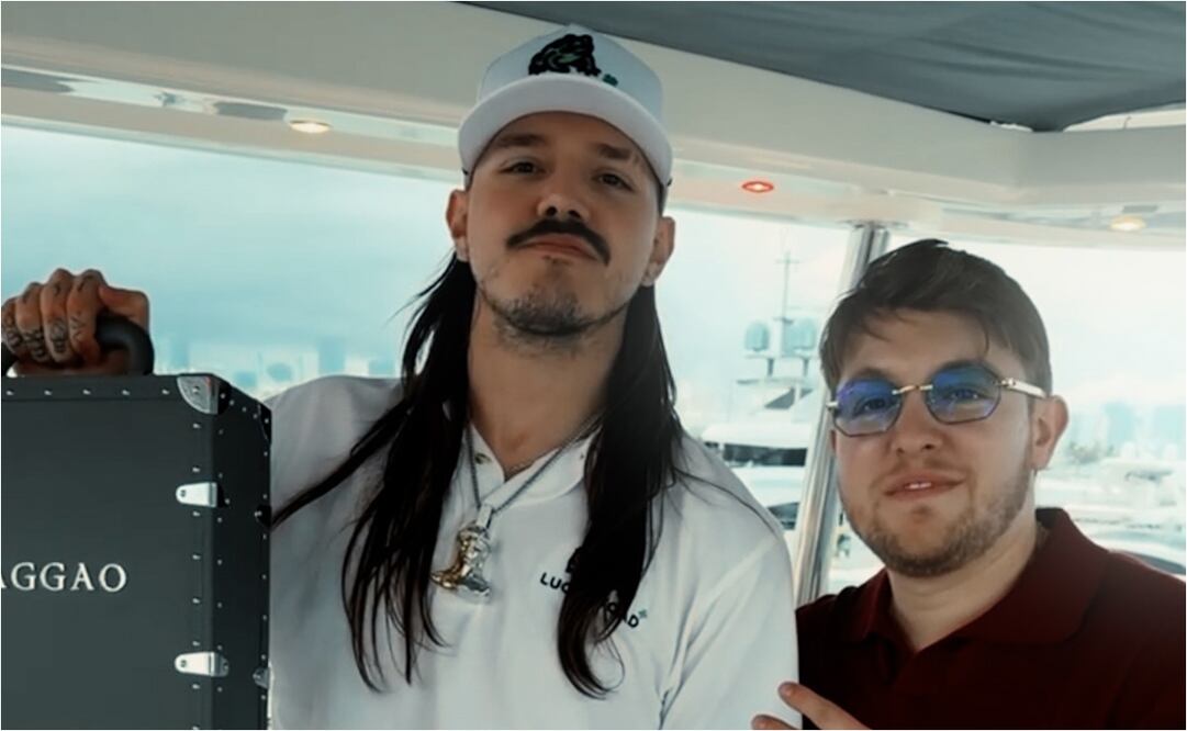 FOTO: ESPECIAL - La polémica cadena de Dominik Mysterio que recibió de manos de una casa joyera mexicana