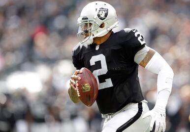 Exquarterback de Raiders es apuñalado en su departamento