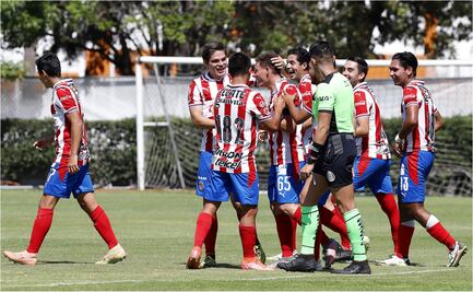¡A lo Panenka! Así fue el golazo de Chivas en la Sub-20
