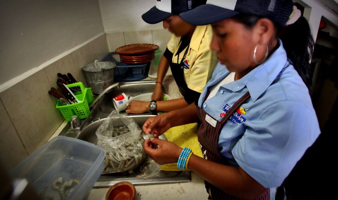 La propuesta busca modificar diversas disposiciones de las leyes Federal del Trabajo, General de los Derechos de las Niñas, Niños y Adolescentes, la Reglamentaria del Artículo 5o. Constitucional. Foto: archivo/EL UNIVERSAL