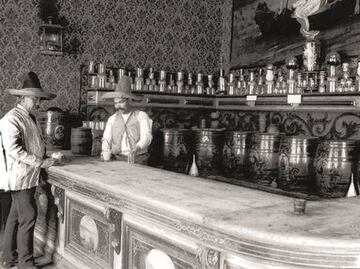 Entre tornillos y catrinas: el pulque