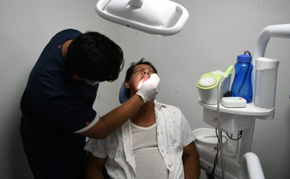 Pemex informó que continuará brindando servicios médicos y odontológicos mediante sus Unidades Médicas Móviles en más de 45 comunidades.
Foto: Pemex