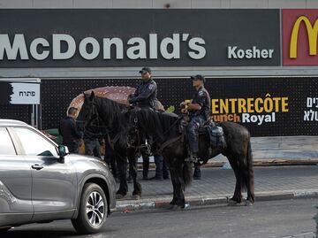 Atentado en Israel deja un muerto y 10 heridos; indagan un "presunto ataque terrorista"