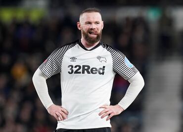 Wayne Rooney explota contra la Premier League por el Coronavirus