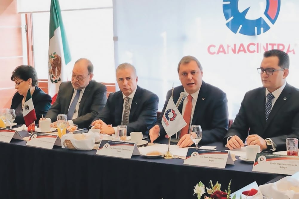 Impulso. La Canacintra plantea que los productos que compra el gobierno deben estar hechos en México o tener un alto contenido nacional. Foto: TOMADA DE TWITTER