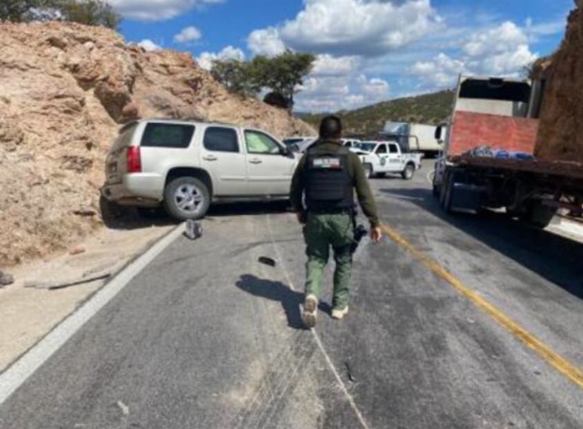 Atacan a balazos a agentes de la Guardia Civil de SLP