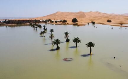 Desierto del Sahara bajo el agua; lluvias atípicas generan inundaciones por primera vez en 50 años