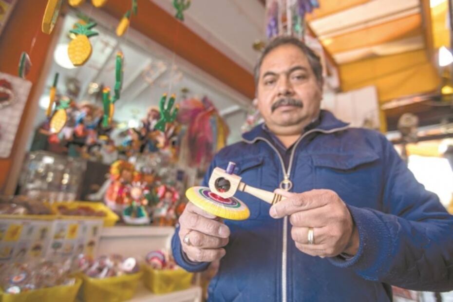 Se niegan a morir juguetes artesanales