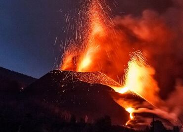 Afectados por el volcán en isla La Palma, quieren reconstruir sus comunidades