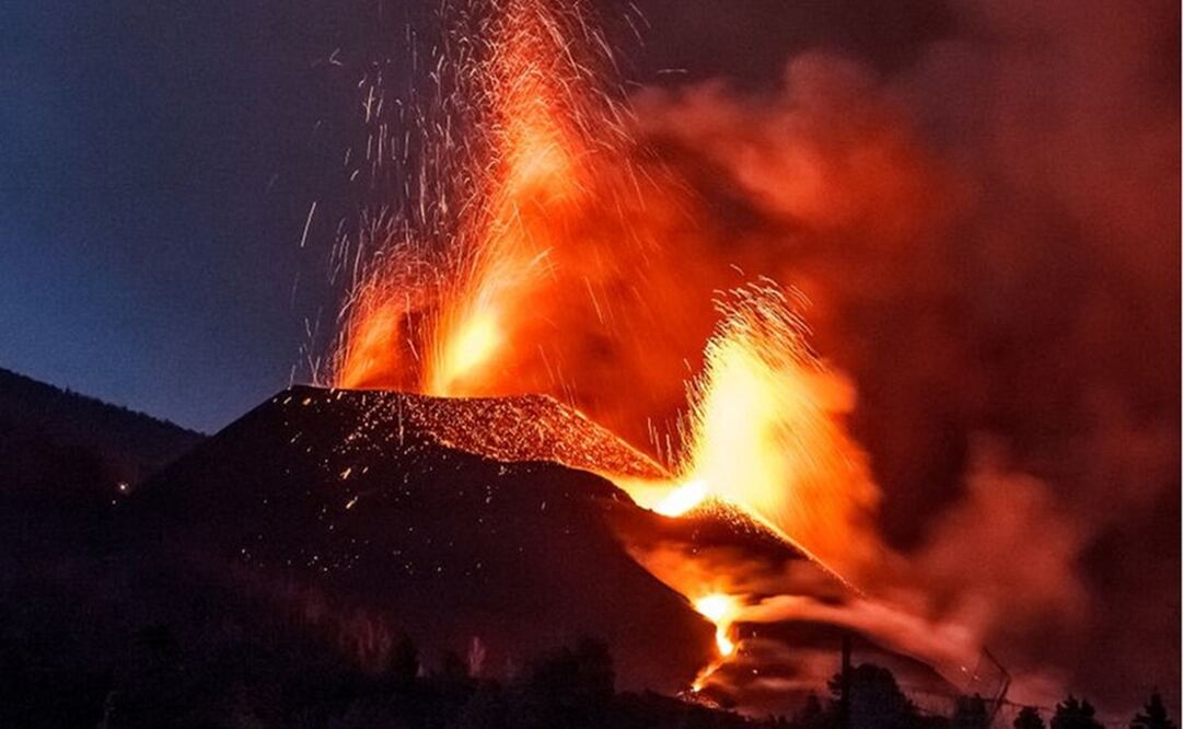 El volcán Cumbre Vieja está expulsando lava desde el 19 de septiembre. Foto: Getty Images 