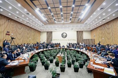 INE analiza respaldos ciudadanos a diputados