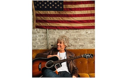 Bon Jovi, un artista que también lava los platos y saca la basura