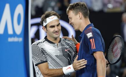 Federer brilla ante Berdych y se mete octavos en Australian