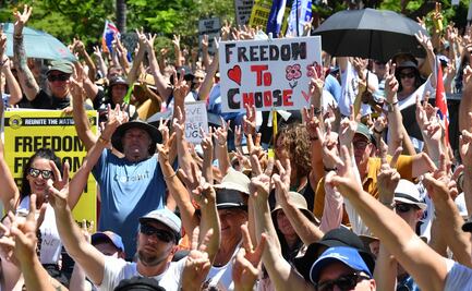 Protestan en Europa por “la libertad” contra medidas sanitarias por la pandemia 