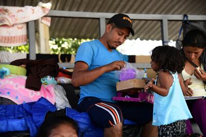 Juez en EU amplía grupo de familias migrantes que deben ser reunificadas