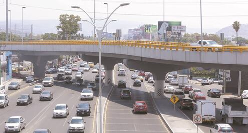 Este lunes 16 de diciembre no circulan los autos con engomado amarillo