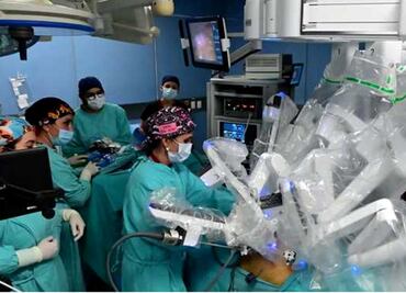 Ponen en marcha programa de cirugías con robot en el Instituto Nacional de Cancerología