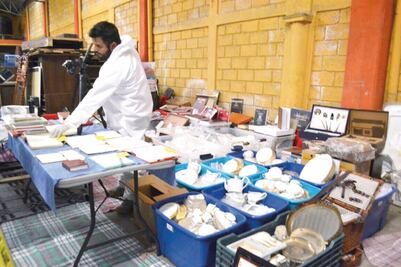 Dan 90 días a Javier Duarte para reclamar objetos decomisados en bodega