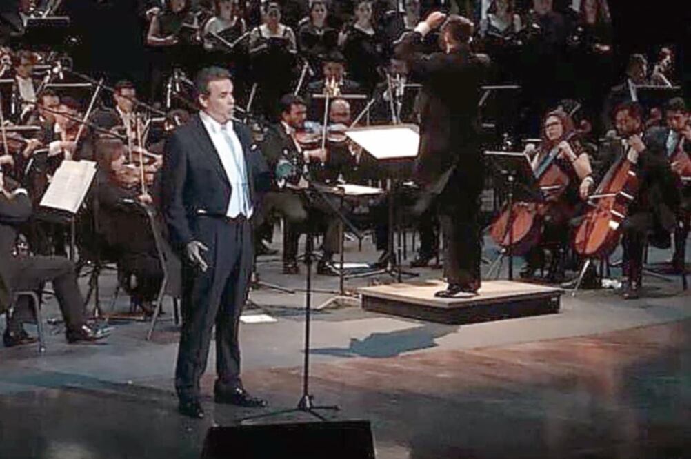 Interpretó temas como “Gesú Bambino” y “The Chrismas song”. (CORTESÍA)