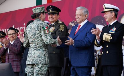 AMLO: Mexicanos tienen como ángel de la guarda a las Fuerzas Armadas para que puedan vivir con paz