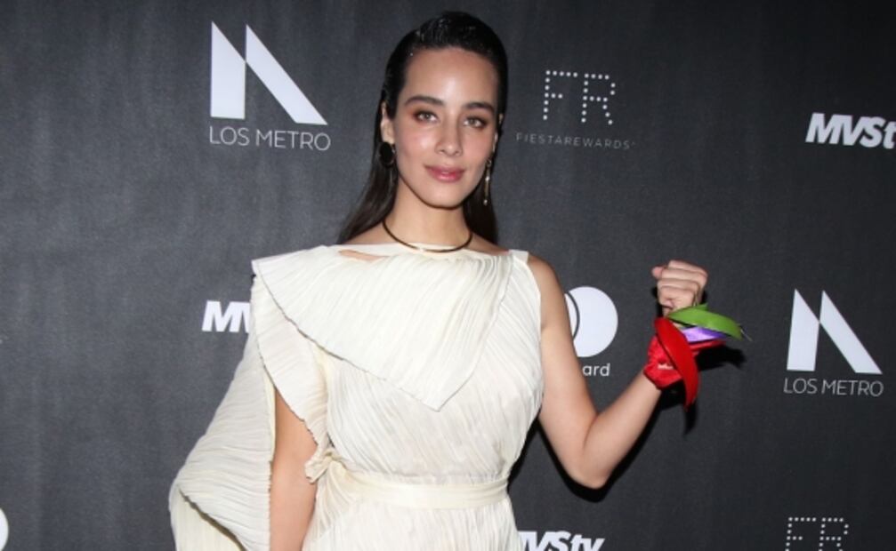 Mujeres alzan la voz en los Premios Metropolitanos de Teatro