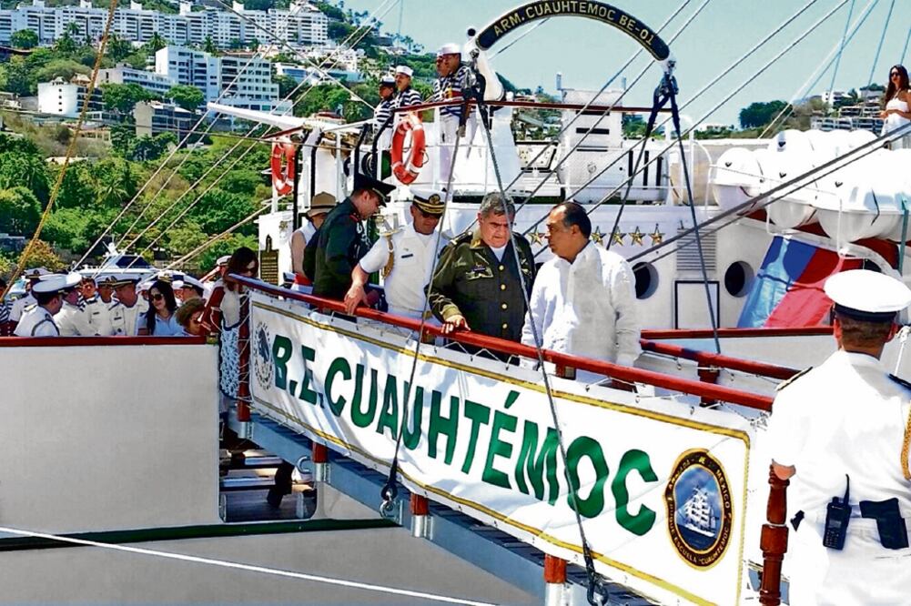 El secretario de Marina destacó la hospitalidad de la gente de Guerrero y destacó la labor del gobernador guerrerense. FOTO: ESPECIAL