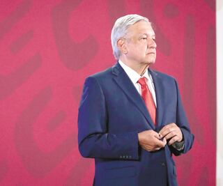“Pozol sí, caguamas no”, campaña de AMLO