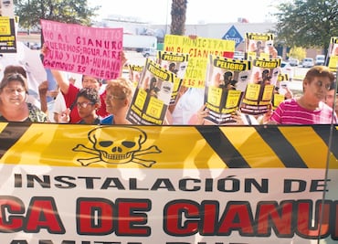 Protestan en Durango contra planta de cianuro de sodio