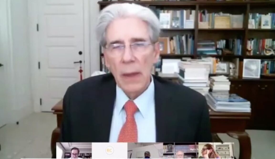 Julio Frenk en el foro virtual “El momento de la epidemia: tendencias y decisiones en días críticos”. FOTO: tomada de la transmisión