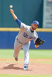 González vive jornada fría, pero triunfan sus Dodgers