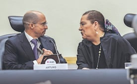 Se calientan los ánimos en sesión del INE: chocan PRI y consejeros