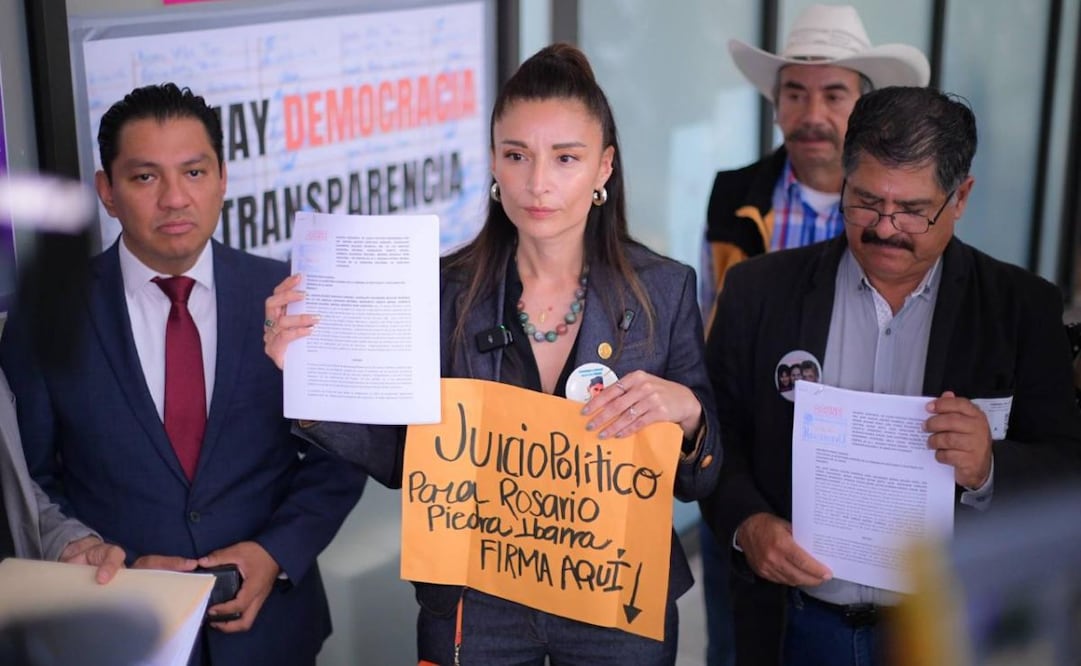 La diputada de Movimiento Ciudadano (MC), Laura Ballesteros, acompañó a los colectivos de búsqueda de personas a la Secretaría General de la Cámara de Diputados a entregar las tres peticiones de juicio político contra Rosario Piedra, titular de la Comisión Nacional de Derechos Humanos (CNDH). Foto: Especial