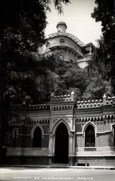 Los pequeños edificios que cuentan la historia de Chapultepec