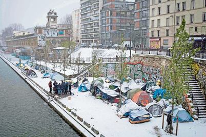 Fuertes nevadas azotan Francia y EU