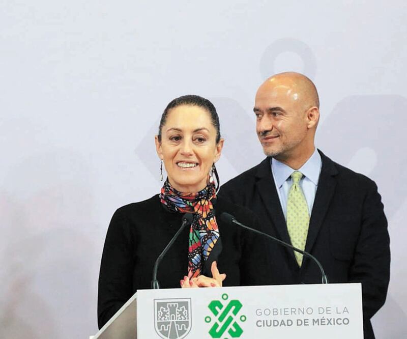La jefa de Gobierno, Claudia Sheinbaum, destacó que las obras en los puentes contribuyen a mejorar la circulación de los vehículos, además de que refuerzan la seguridad vial en la Ciudad. ESPECIAL 