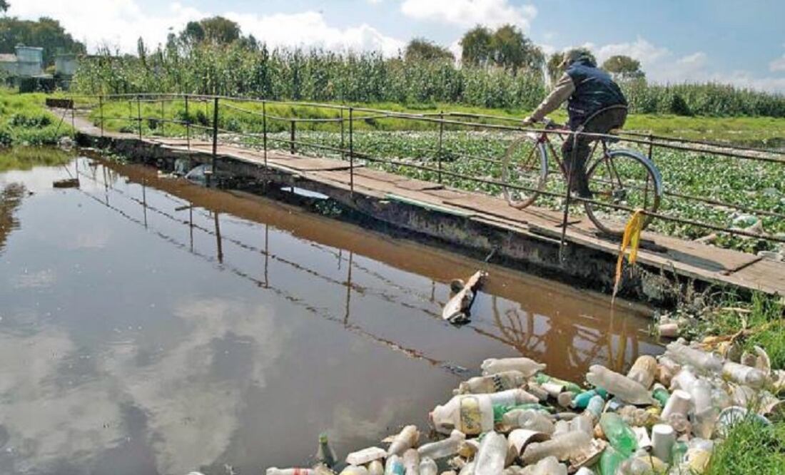 The water with arsenic, fluoride, aluminum and other elements come from deep flows that are reaching the upper aquifer from fractured rocks of volcanic origin. (Photo: Archive/El Universal)