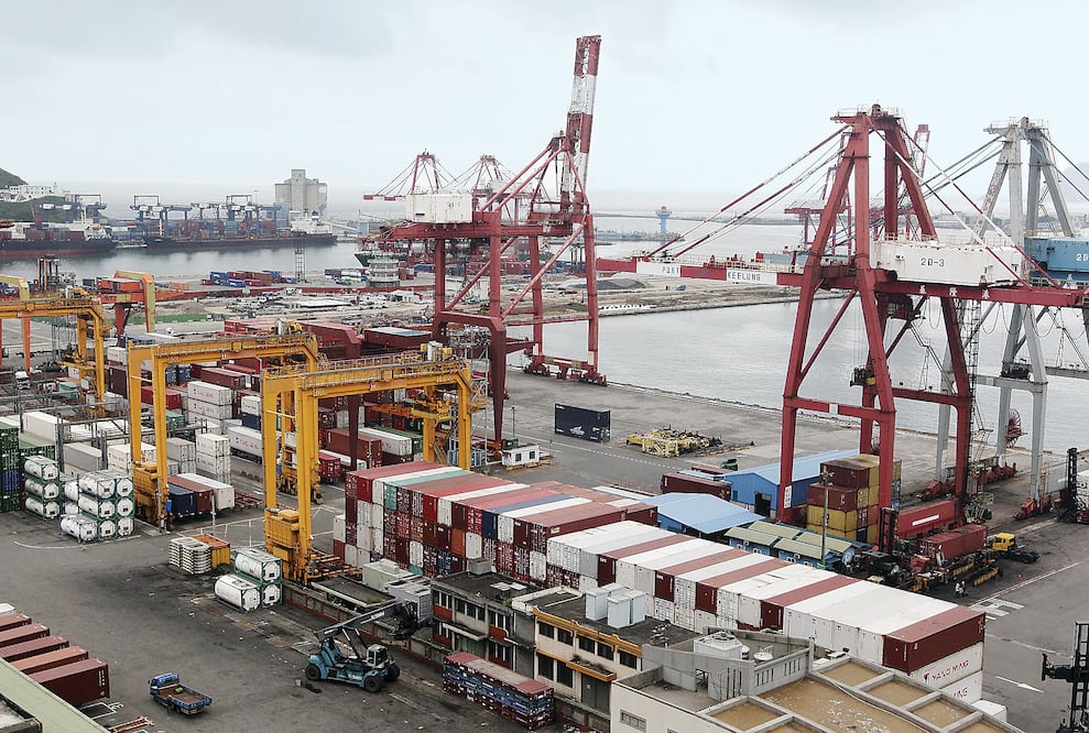 La desaceleración en América Latina y la perspectiva de mayores rendimientos en Estados Unidos desviarán el capital de los inversionistas a otras regiones (ARCHIVO EL UNIVERSAL)