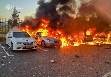 Rusia lanza ataque a gran escala sobre Ucrania; causa 3 muertos y decenas de heridos