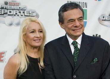 Las tres mujeres en la vida de José José