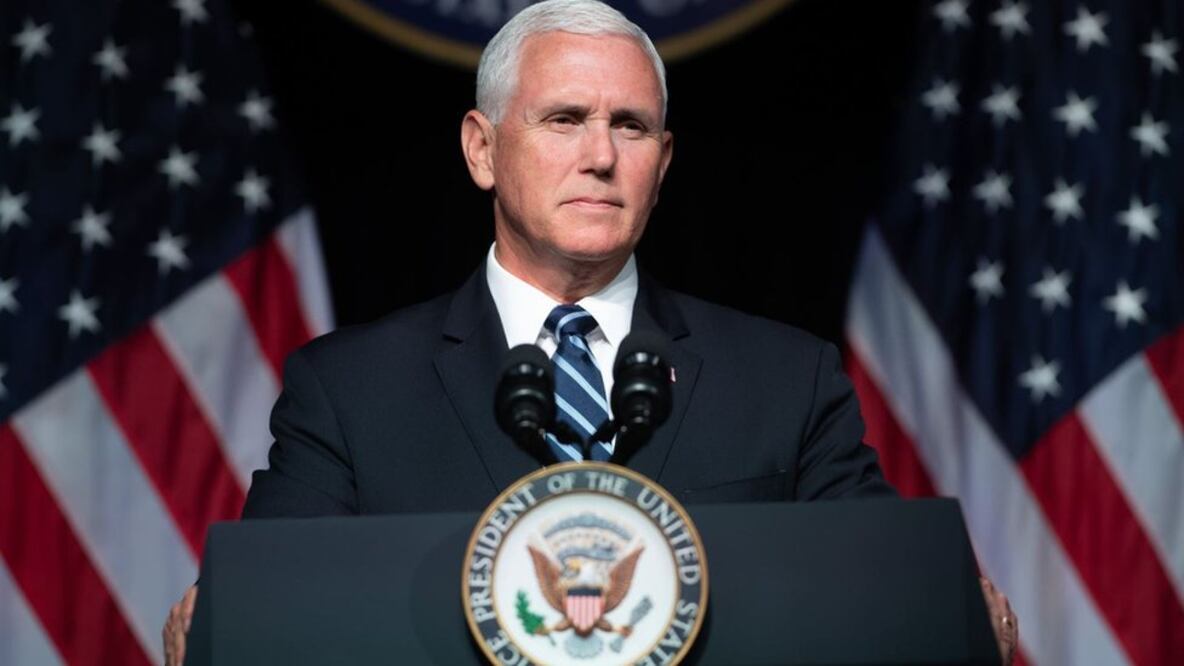 Pence fue incondicionalmente leal a Trump durante los cuatro años que éste fue presidente, pero la relación entre ambos se rompió cuando se negó a impedir que el Congreso validara la victoria de Joe Biden.