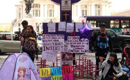 Demandan justicia para Fátima en el antimonumento frente a Bellas Artes