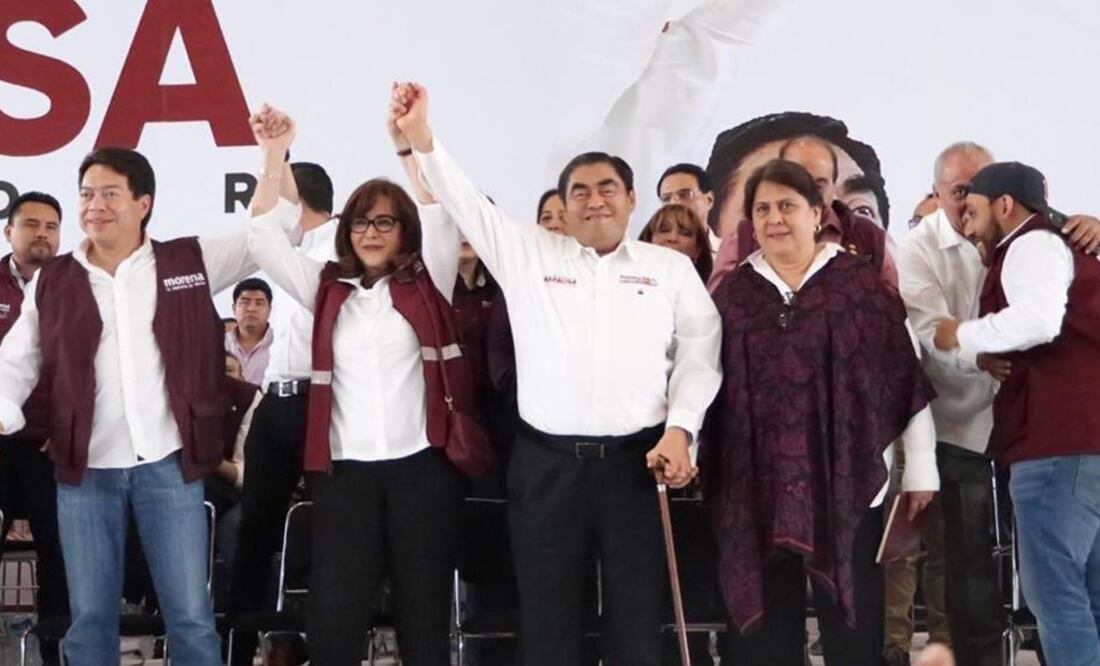 Miguel Barbosa inició su campaña acompañado de los dirigentes nacionales de Morena, PT y PVEM. Foto: tomada de Twitter @mario_delgado