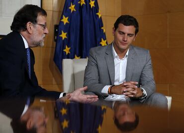 Liberales españoles facilitarán elección de Rajoy sin entrar en gobierno