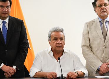 Presidente de Ecuador restringe libertad de tránsito alrededor de sedes institucionales