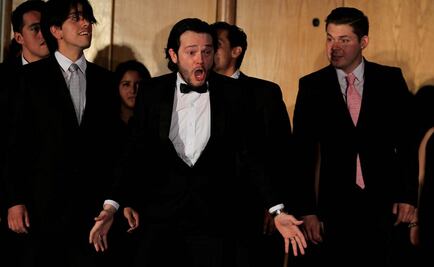 Arturo Chacón engalana 19 aniversario de la SIVAM