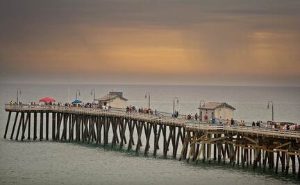Tormenta en California deja a miles sin electricidad