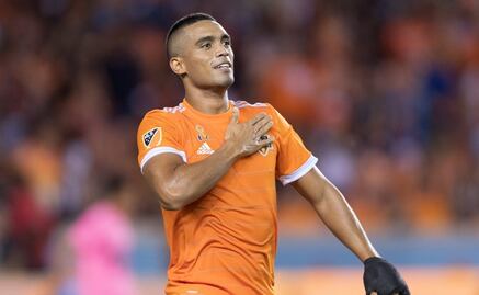 Se aleja Manotas de Cruz Azul; y más movimientos del futbol de estufa