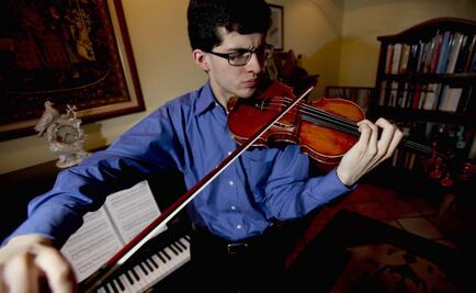 El joven violinista Alfredo Reyes Logounova se presentará con la OFCM