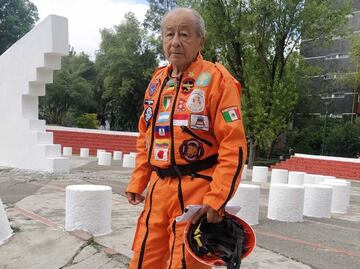 Segundo grupo de Topos Azteca viaja a Turquía porque “hay muchas vidas que salvar aún”